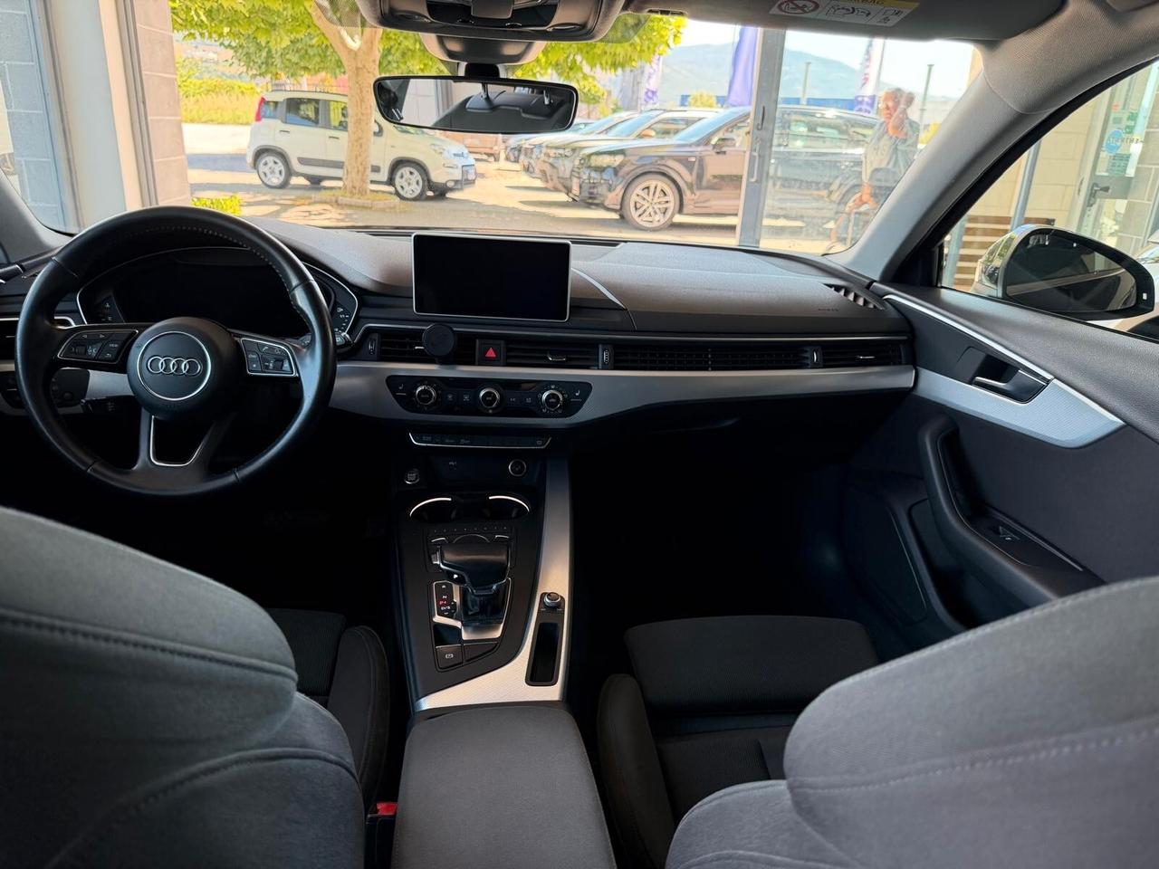 Audi A4 Avant 40 TDI S tronic line edition