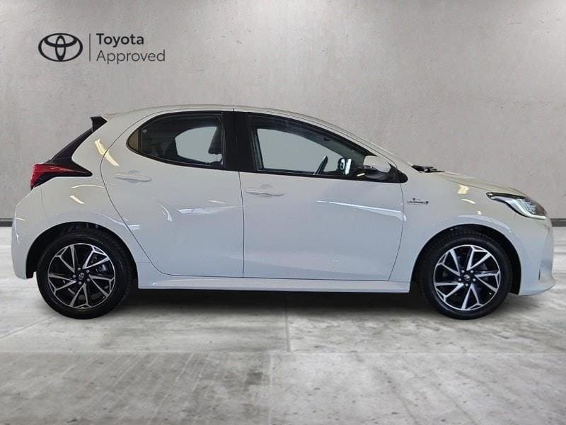 Toyota Yaris 4ª serie 1.5 Hybrid 5 porte Trend