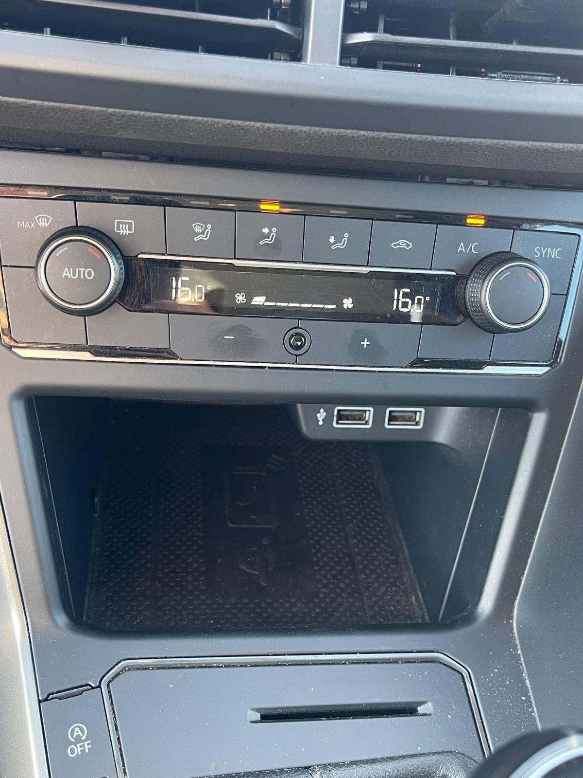 Volkswagen Polo 1.0 TSI 5p. Comfortline BlueMotion Technology PDC CRUISE CERCHI APPLE CAR PLAY RATE