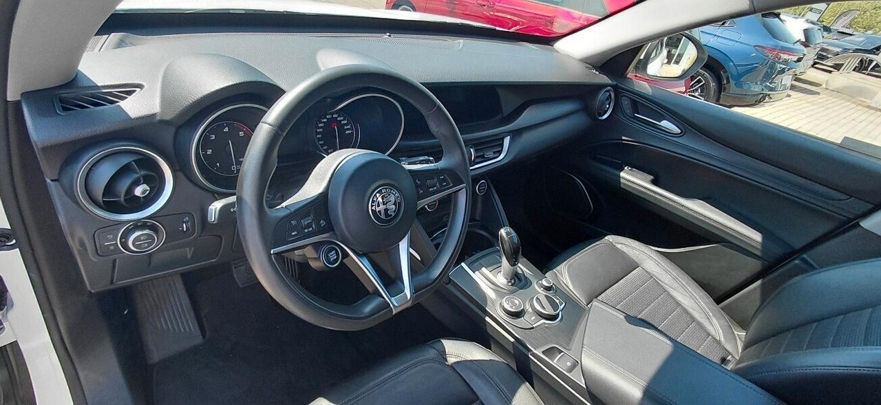 Alfa Romeo Stelvio 2.2 Turbodiesel 210 CV AT8 Q4 Executive