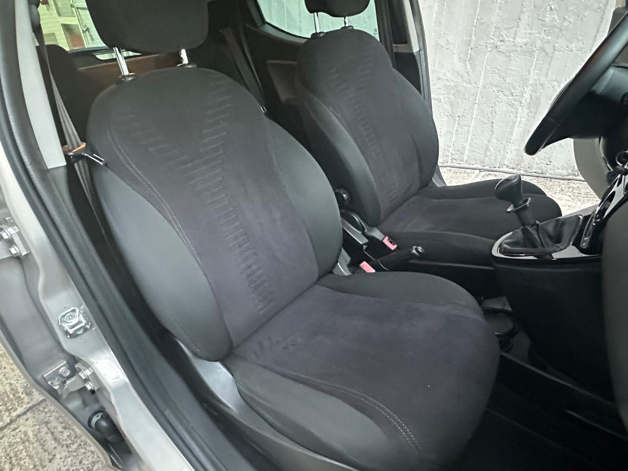 Lancia Ypsilon 1.2 69 CV 5 porte S&S Platinum