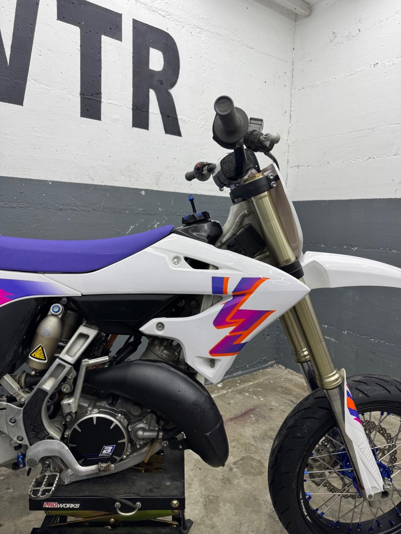 Yamaha YZ 125