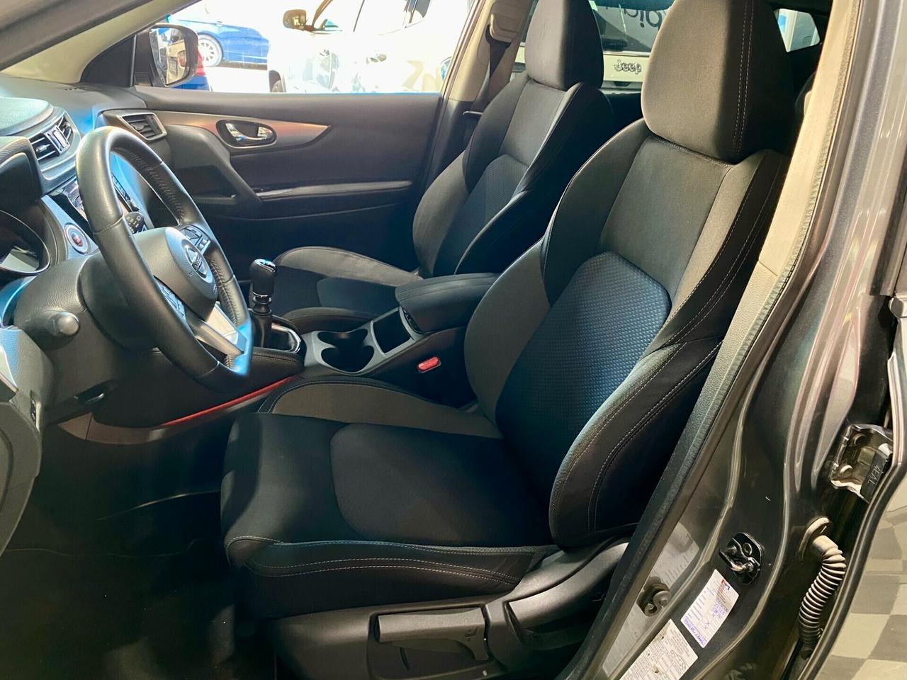 Nissan Qashqai 1.5 dCi N-Connecta