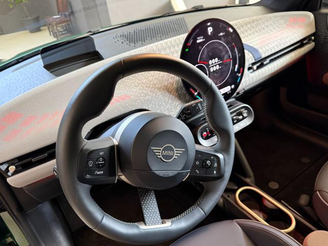 MINI Cooper E Cooper E Favoured BRITISH RACIG GREEN