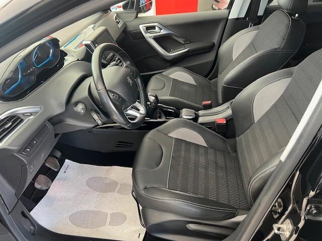 PEUGEOT 2008 1.2 BENZINA ALLURE PARI AL NUOVO UNICO PROPRIETARIO TAGLIANDI PEUGEOT