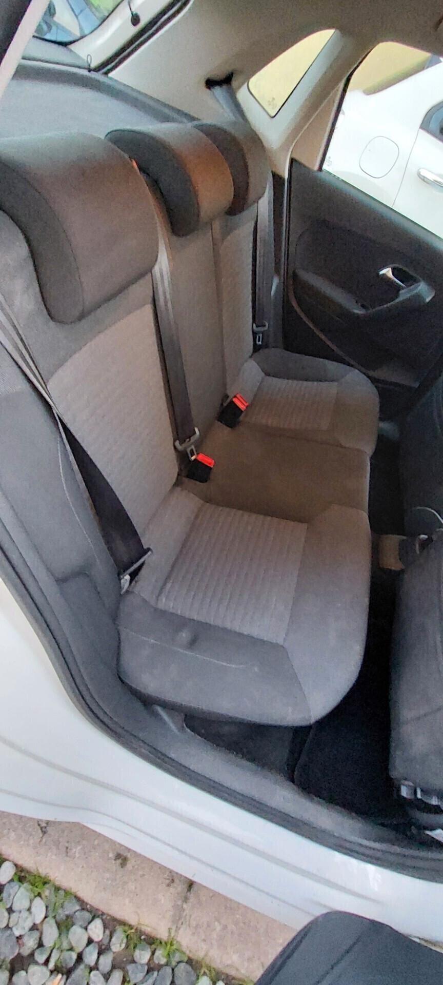 POLO 1,2 DIESEL 75 CV X NEOPATENTATI TELEFONO BLUETOOTH GOMME NUOVE IMPECCABILE