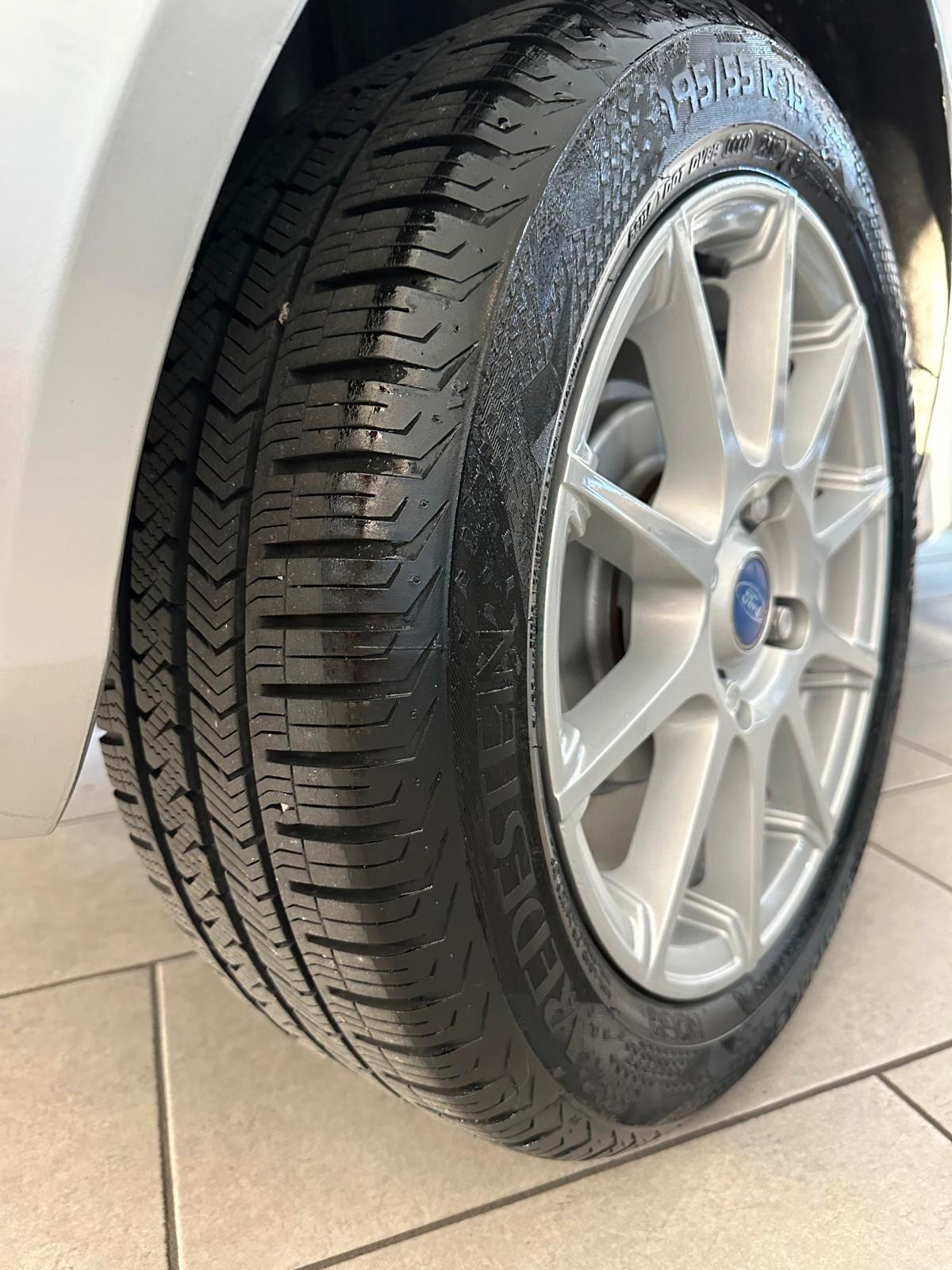 Ford Fiesta 1.4 TDCi 70CV 5 porte Titanium