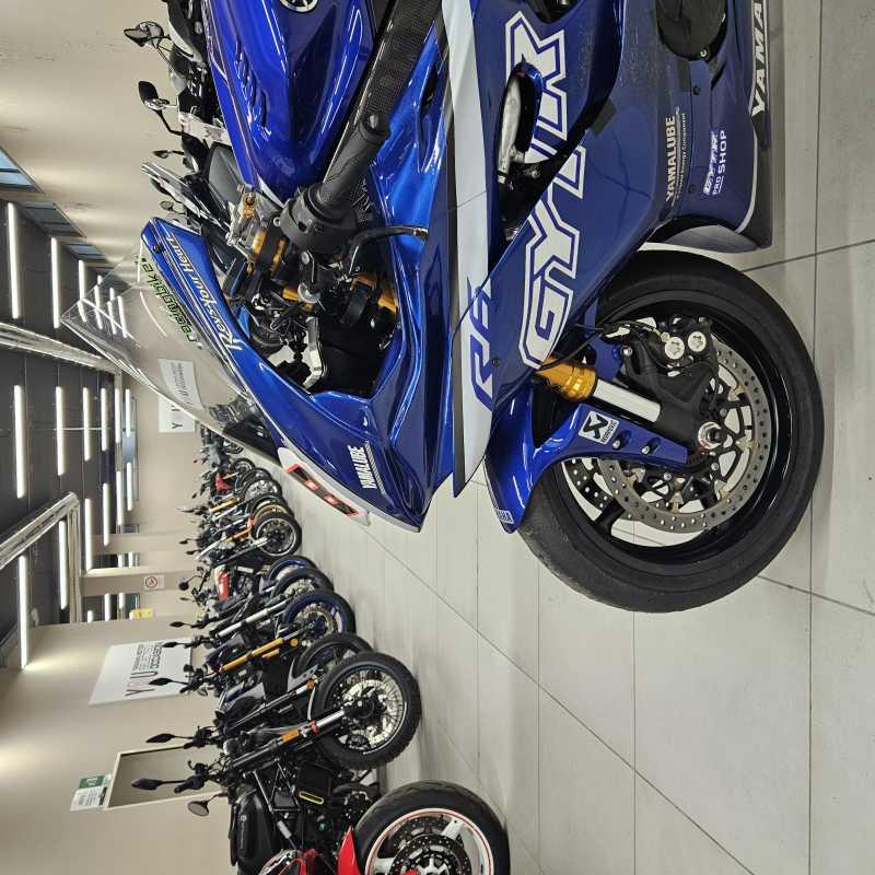 Yamaha YZF R6 GYTR - 2023