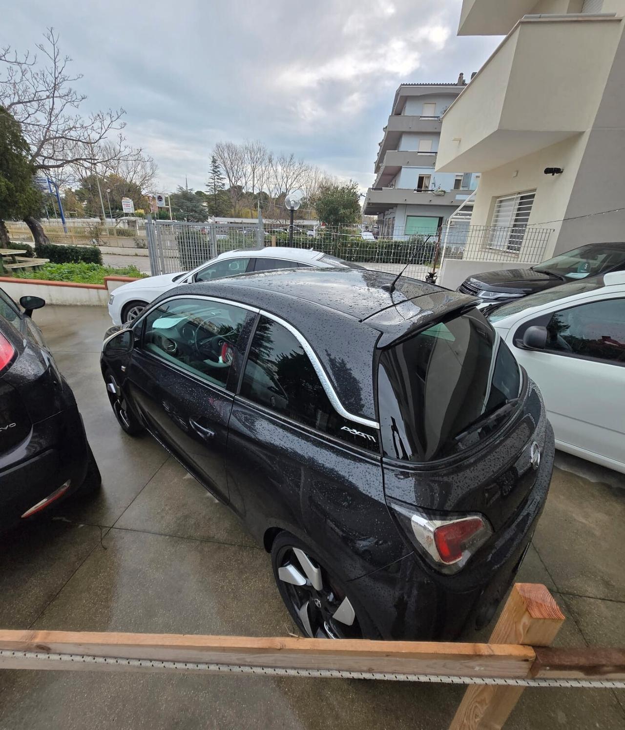 Opel Adam 1.4 100 CV White/Black Link