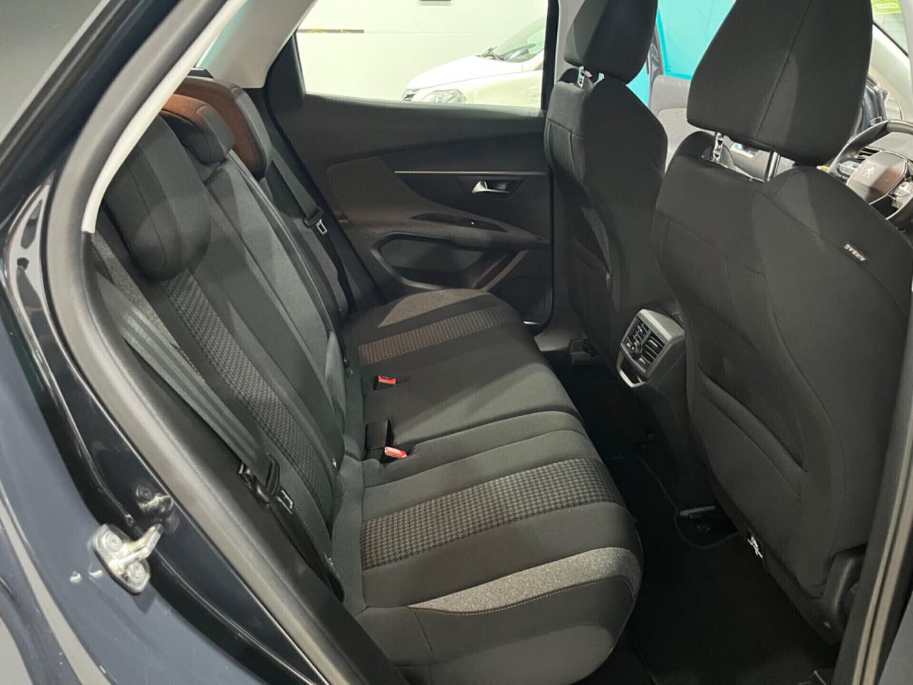 PEUGEOT 3008 DIESEL 2019 *UNICOPROPRIETARIO *KM CERTIFICATI