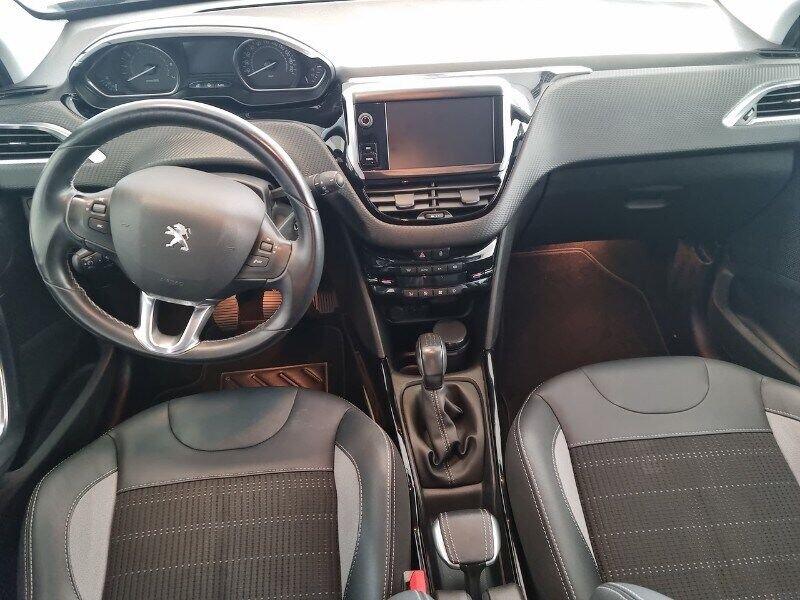 Peugeot 2008 PureTech 82 Allure