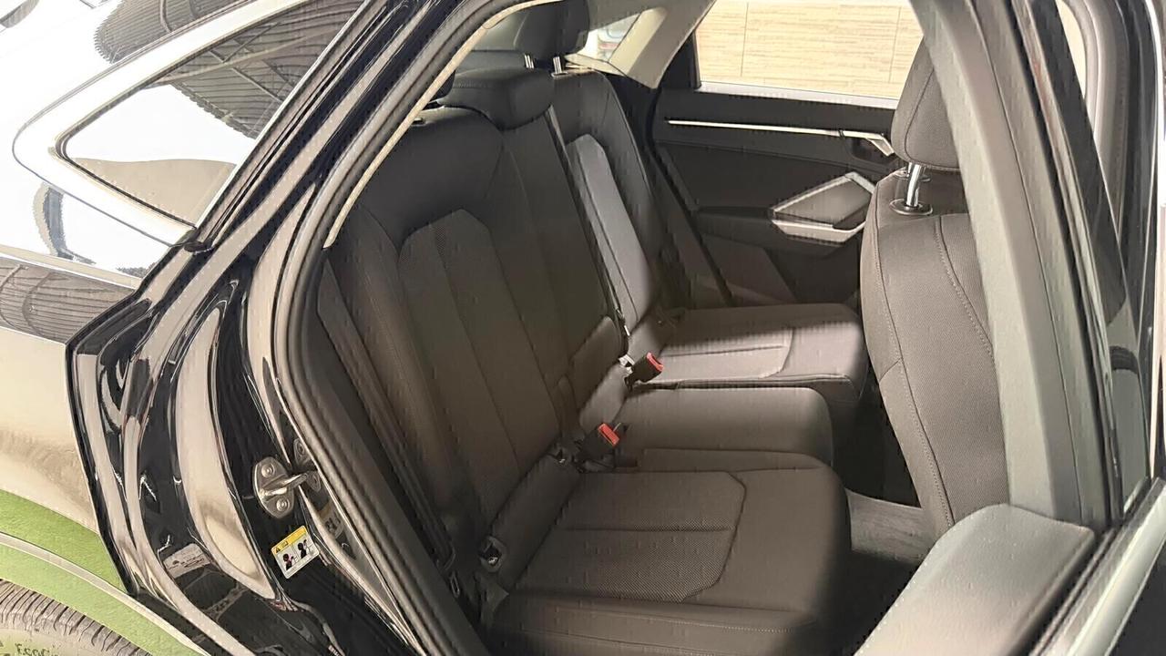 Audi Q3 35 TDI quattro S line edition