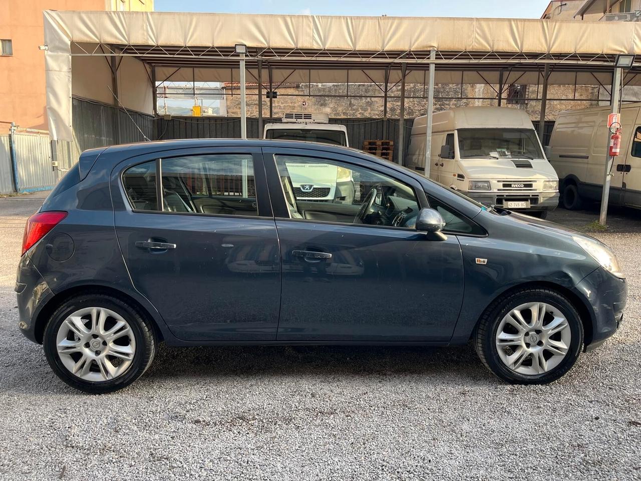 Opel Corsa 1.2 80cv Cosmo UNIPRO 12 MESI DI GARANZIA