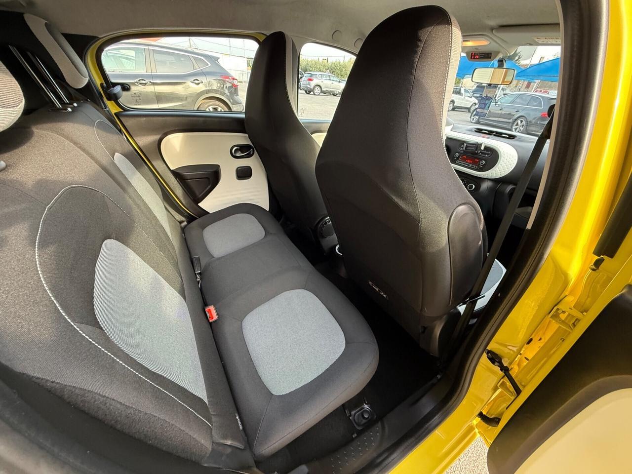 Renault Twingo - Benzina - Neopatentati