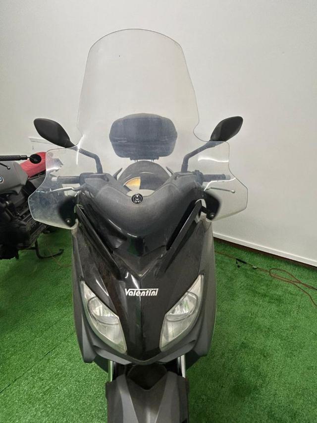 YAMAHA X-Max 250 R