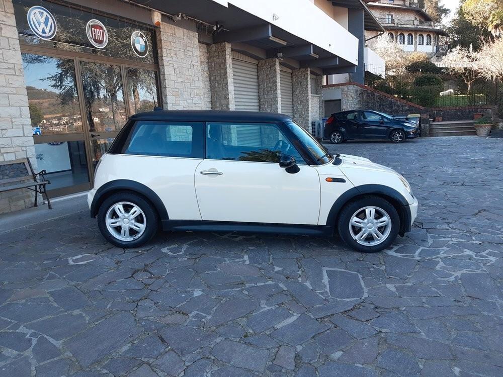 Mini1.4 tdi One D Park Lane NEO PATENTATI