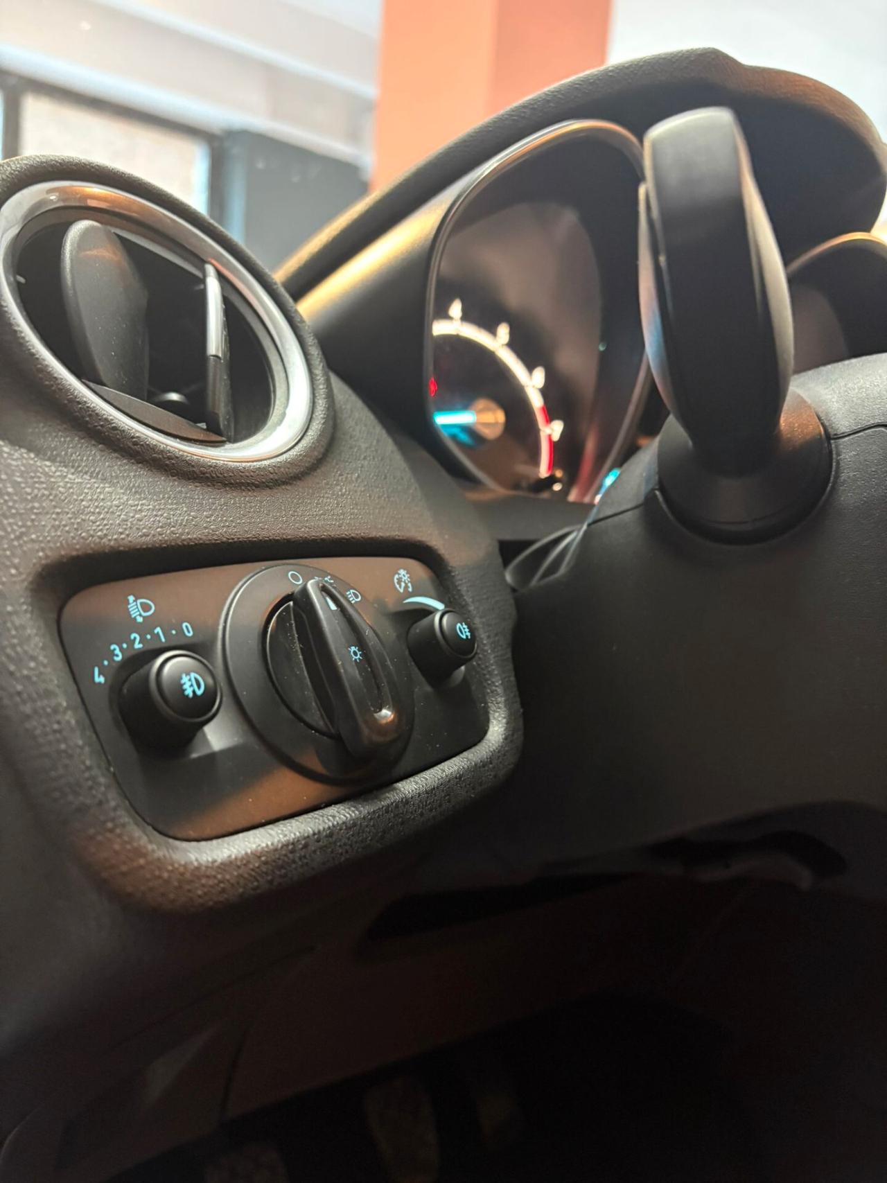 Ford Fiesta 1.0 80CV 3 porte Titanium