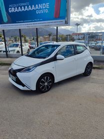 Toyota Aygo 1.0 VVT-i 69 CV 5 porte x-cool