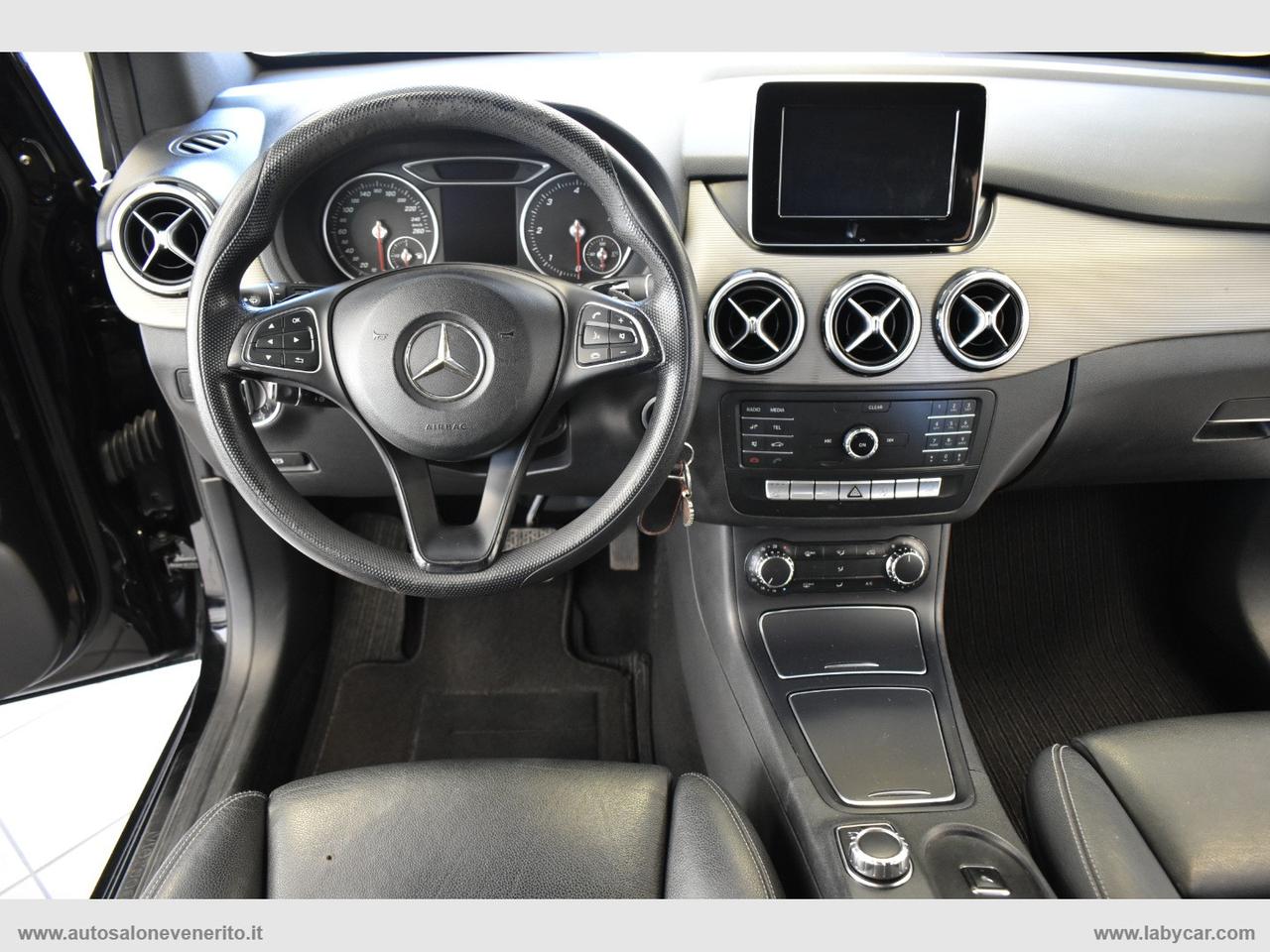 MERCEDES-BENZ B 180 d Automatic Premium