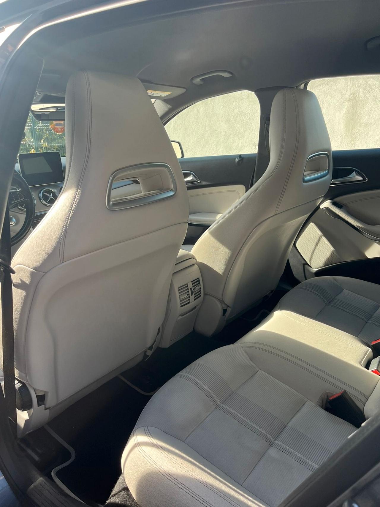 Mercedes-benz GLA 220 d Automatic Sport