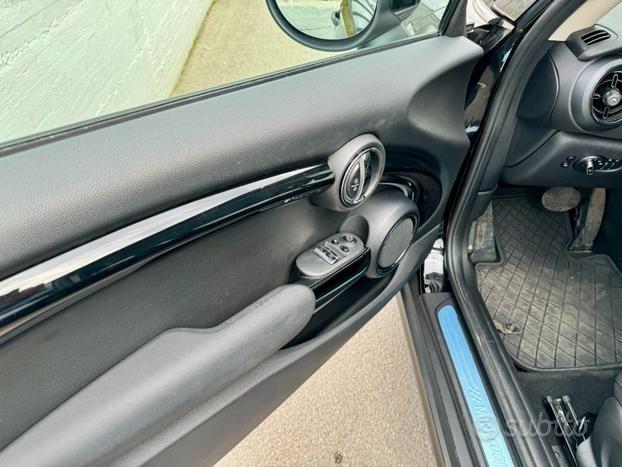 MINI Cooper SE Classic