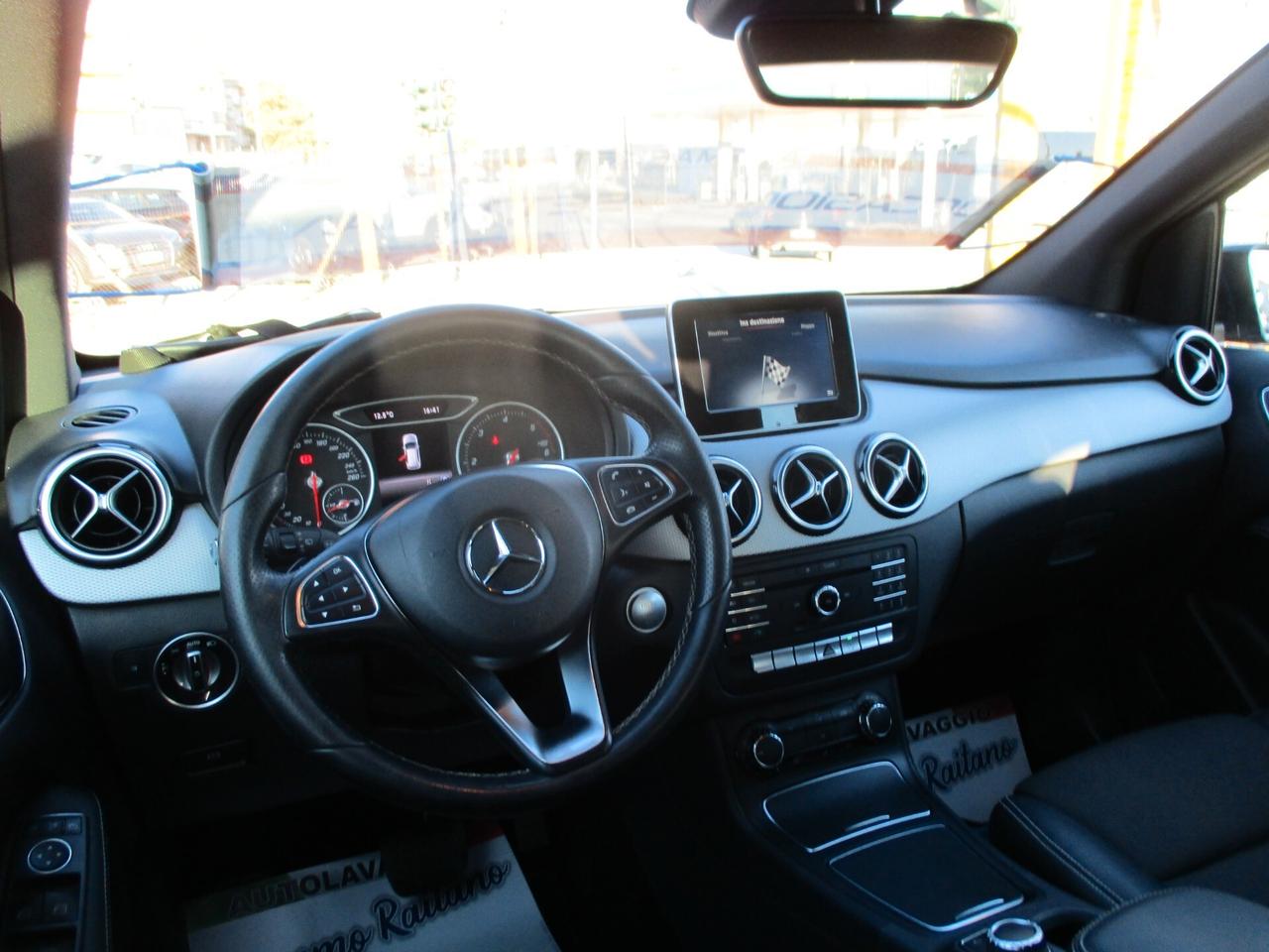 Mercedes-benz B 180 d Automatic Executive FULL OPT 2017