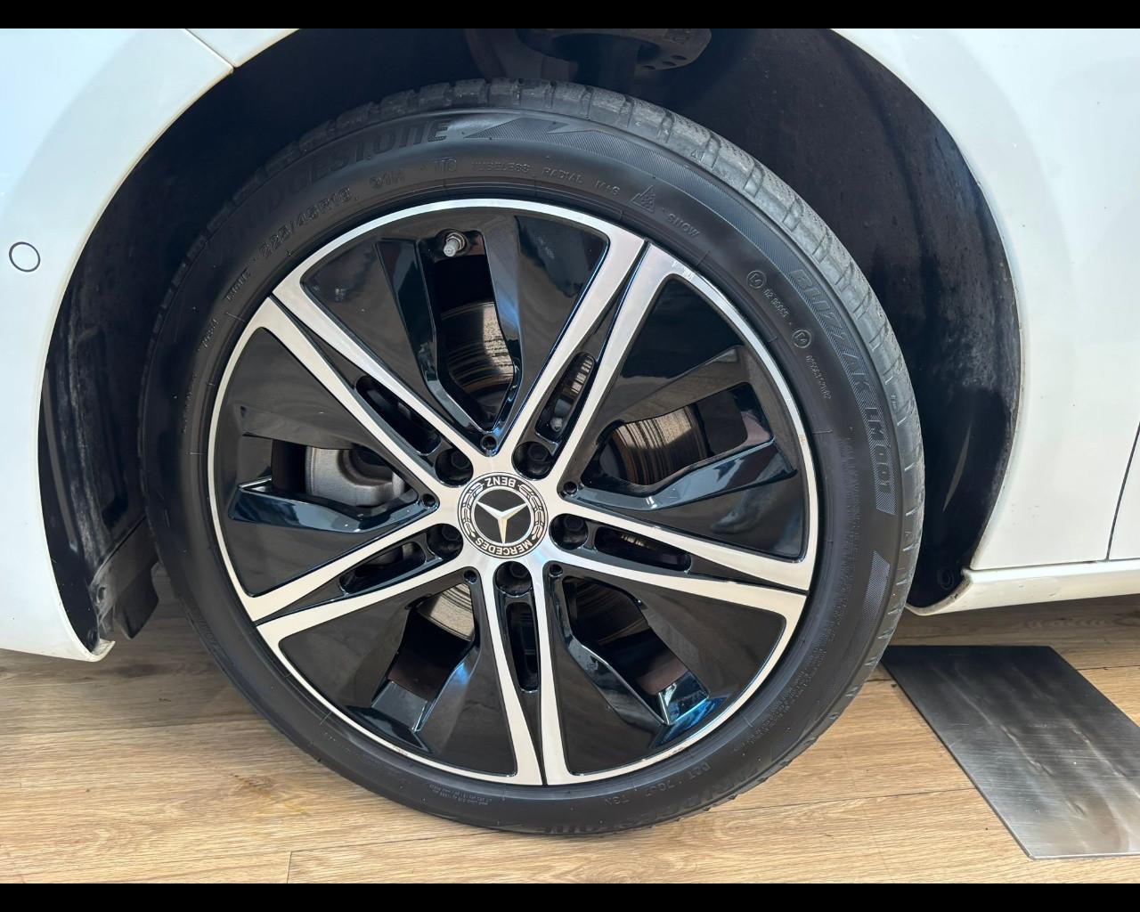 Mercedes-Benz Classe A - W177 2023 - A 250 e phev Progressive Advanced auto