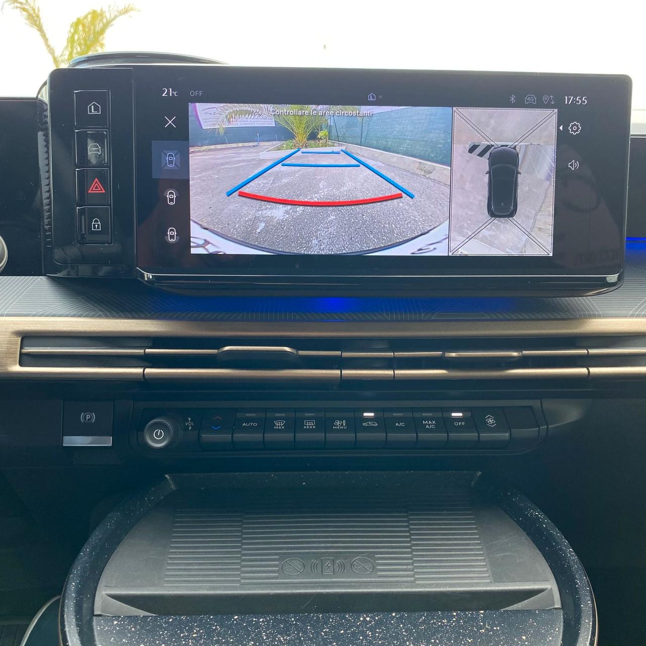 Lancia Ypsilon Hybrid e-DCT LX