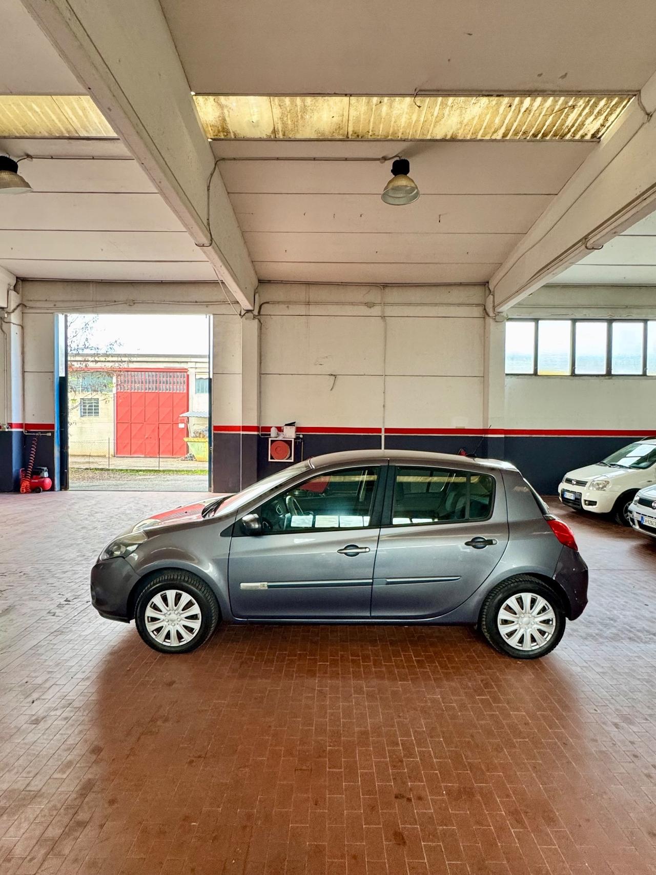 Renault Clio 1.2 16V 5 porte GPL Dynamique