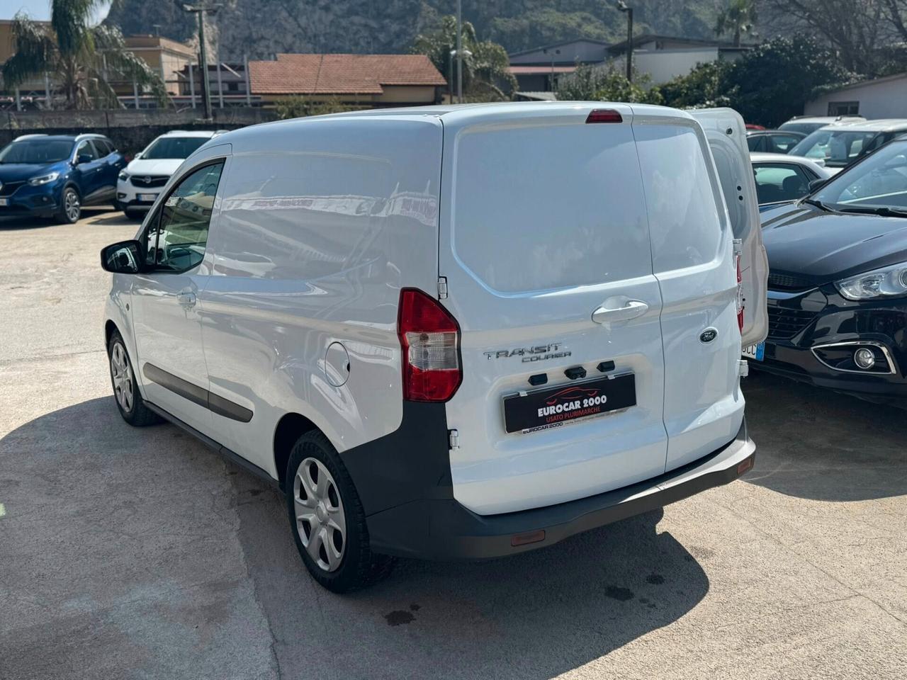 Ford Transit Connect 220 1.5 TDCi 120CV PC Furgone