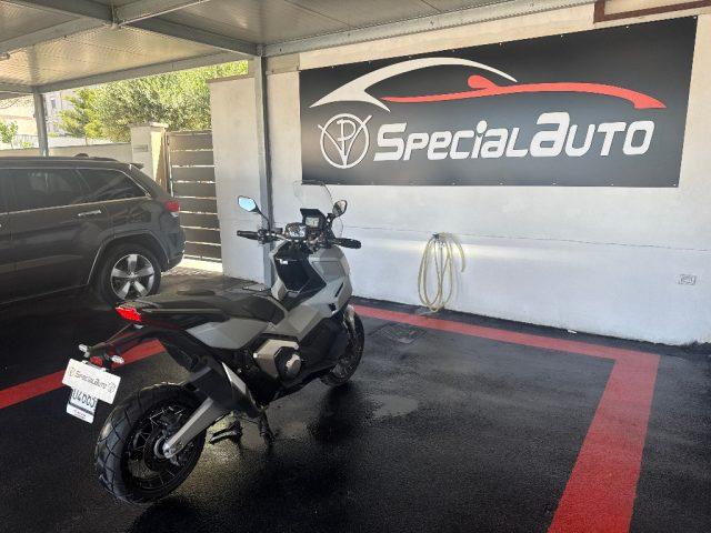 HONDA X-ADV 750 ABS DCT