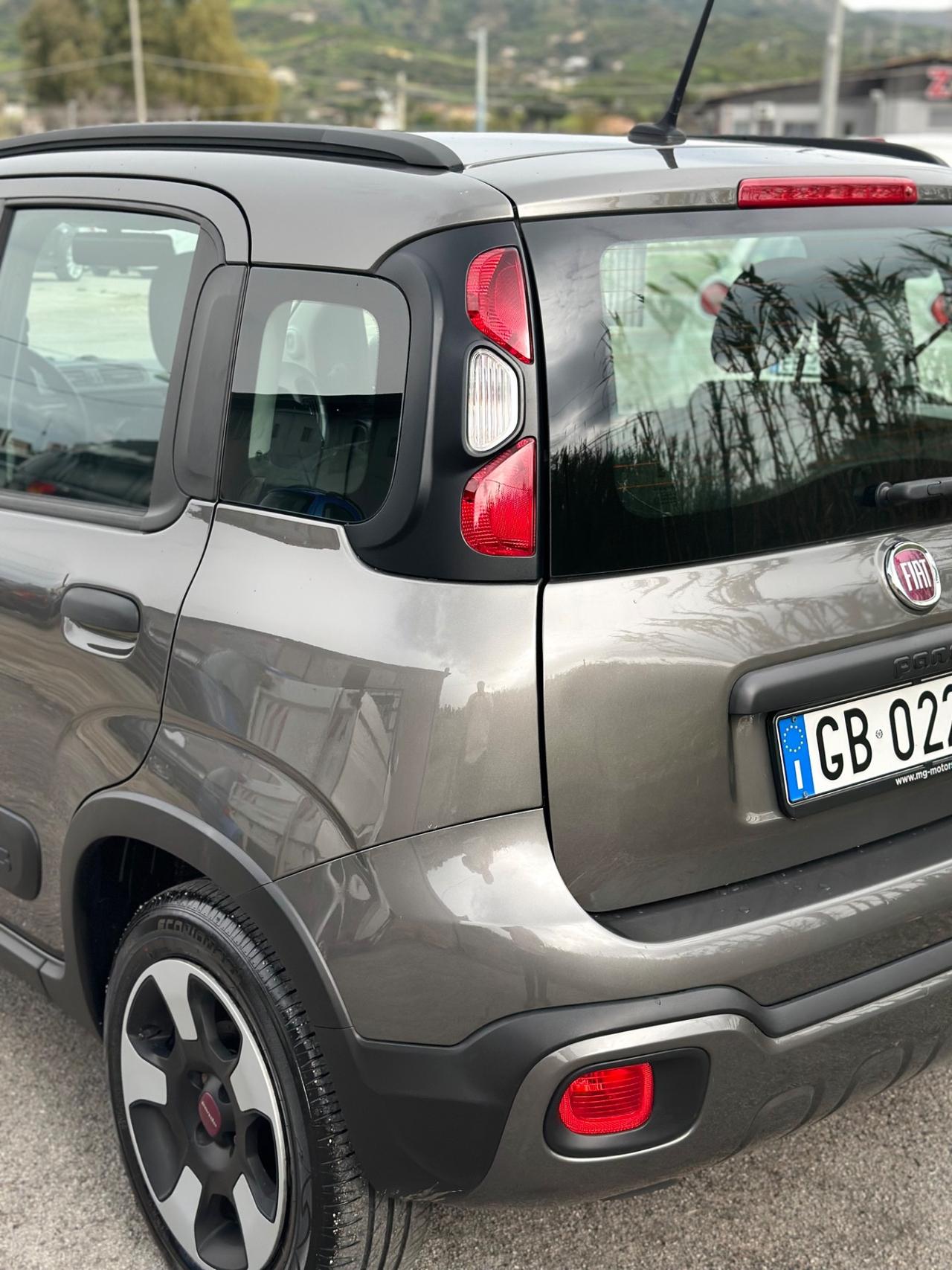 Fiat Panda 1.0 FireFly S&S Hybrid City Cross