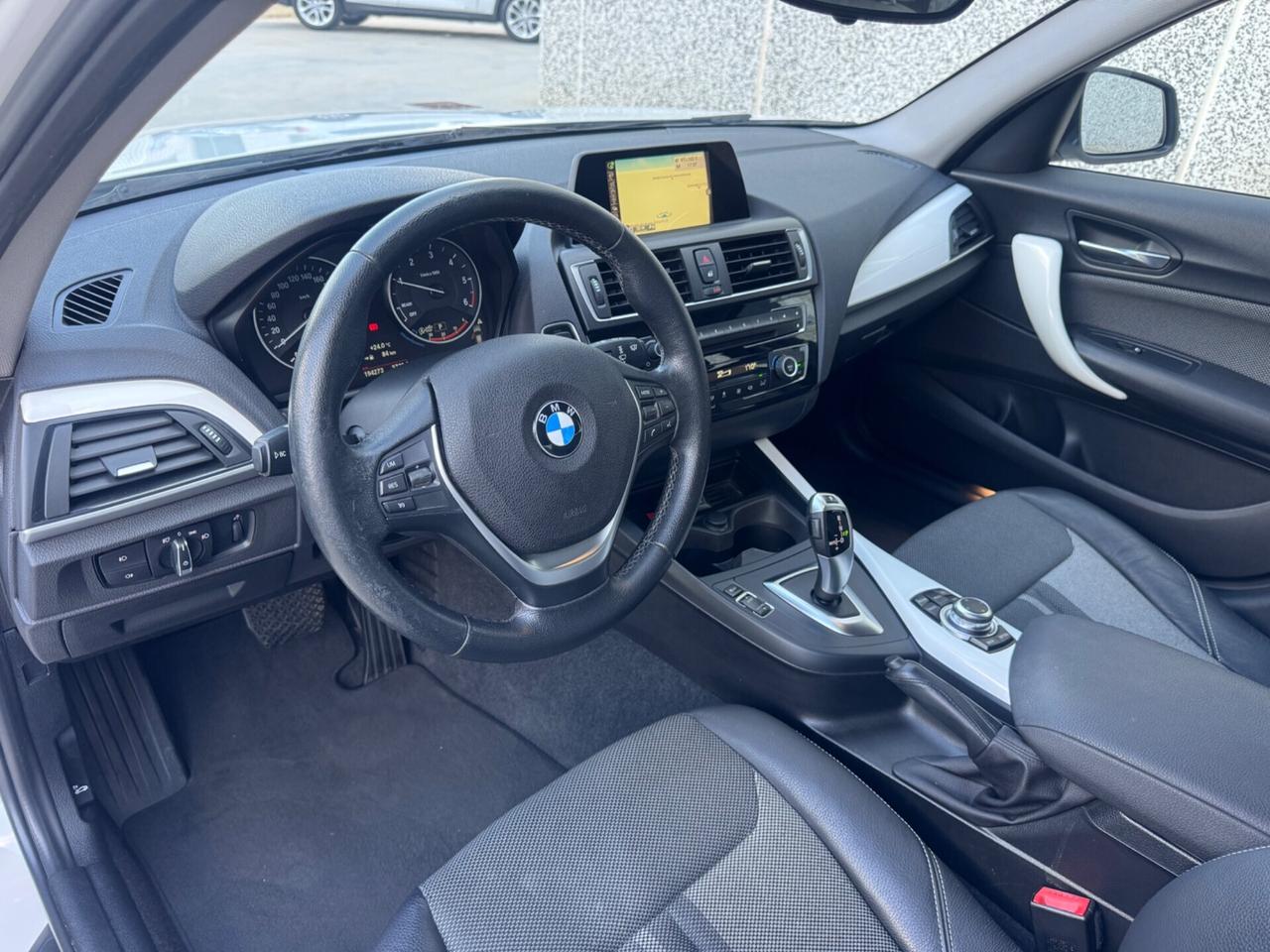 Bmw 116 116d 5p. Urban NEOPATENTATI