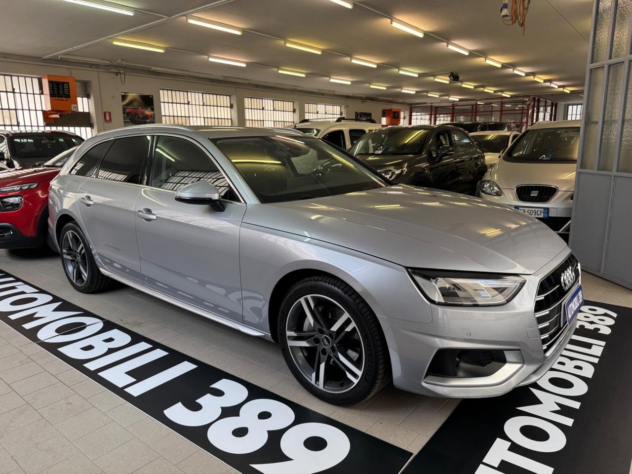 Audi A4 Avant 40 TDI S tronic Business Advanced