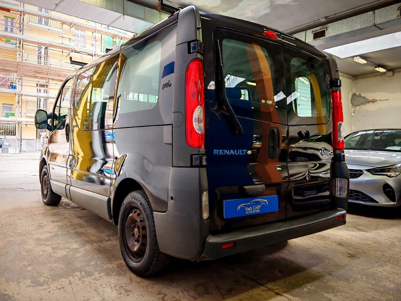 Renault Trafic 8 Posti 2.0 DCi Passenger