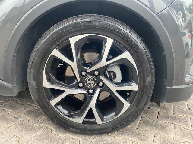 TOYOTA C-HR 1.8 Hybrid E-CVT