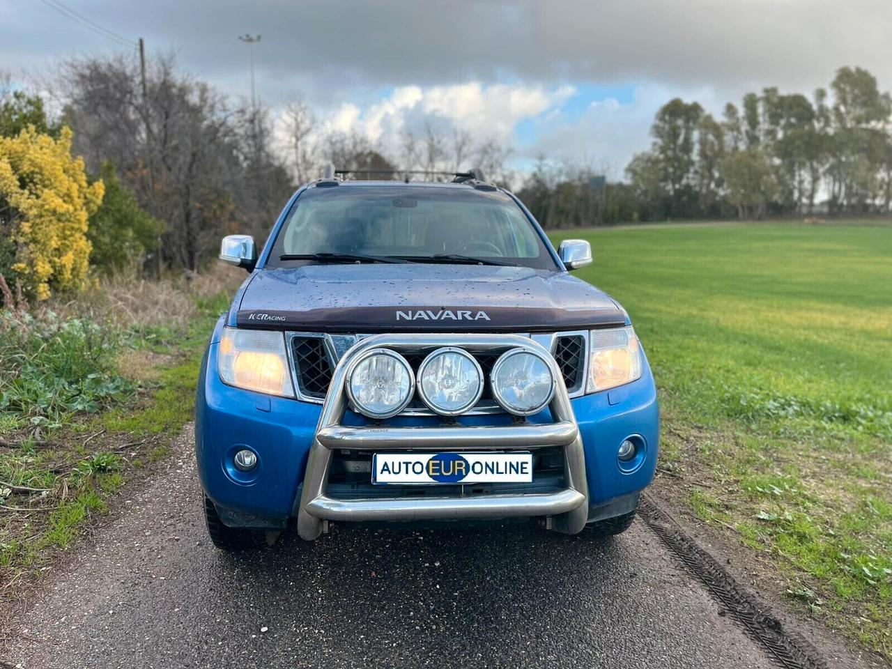 Nissan Navara 3.0 dCi 4 porte Double Cab LE V6
