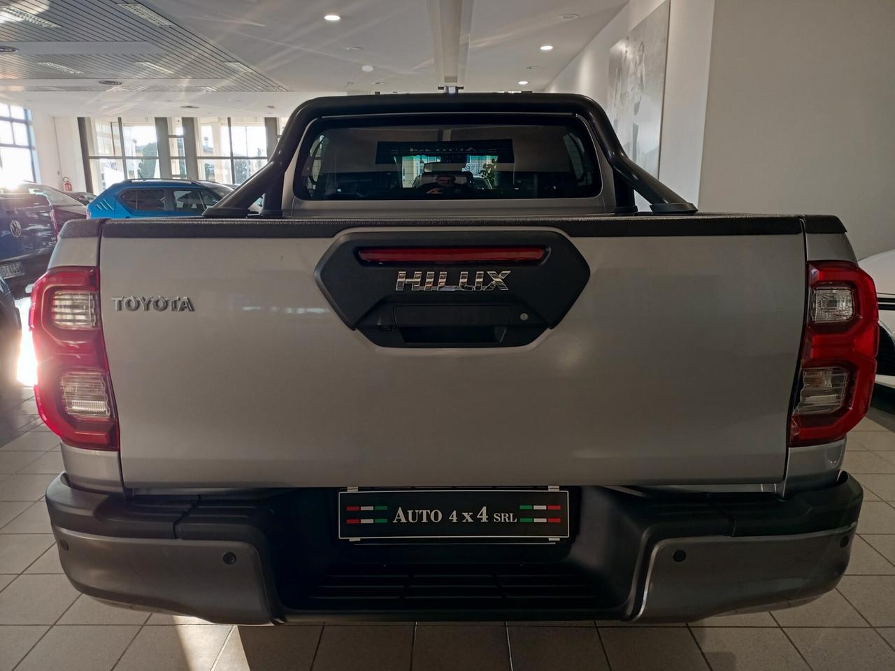 Toyota Hilux Hilux 2.8 d double cab Invincible 4wd auto*