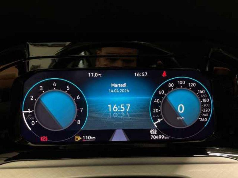 Volkswagen Golf VIII 2020 1.0 tsi evo Life 110cv