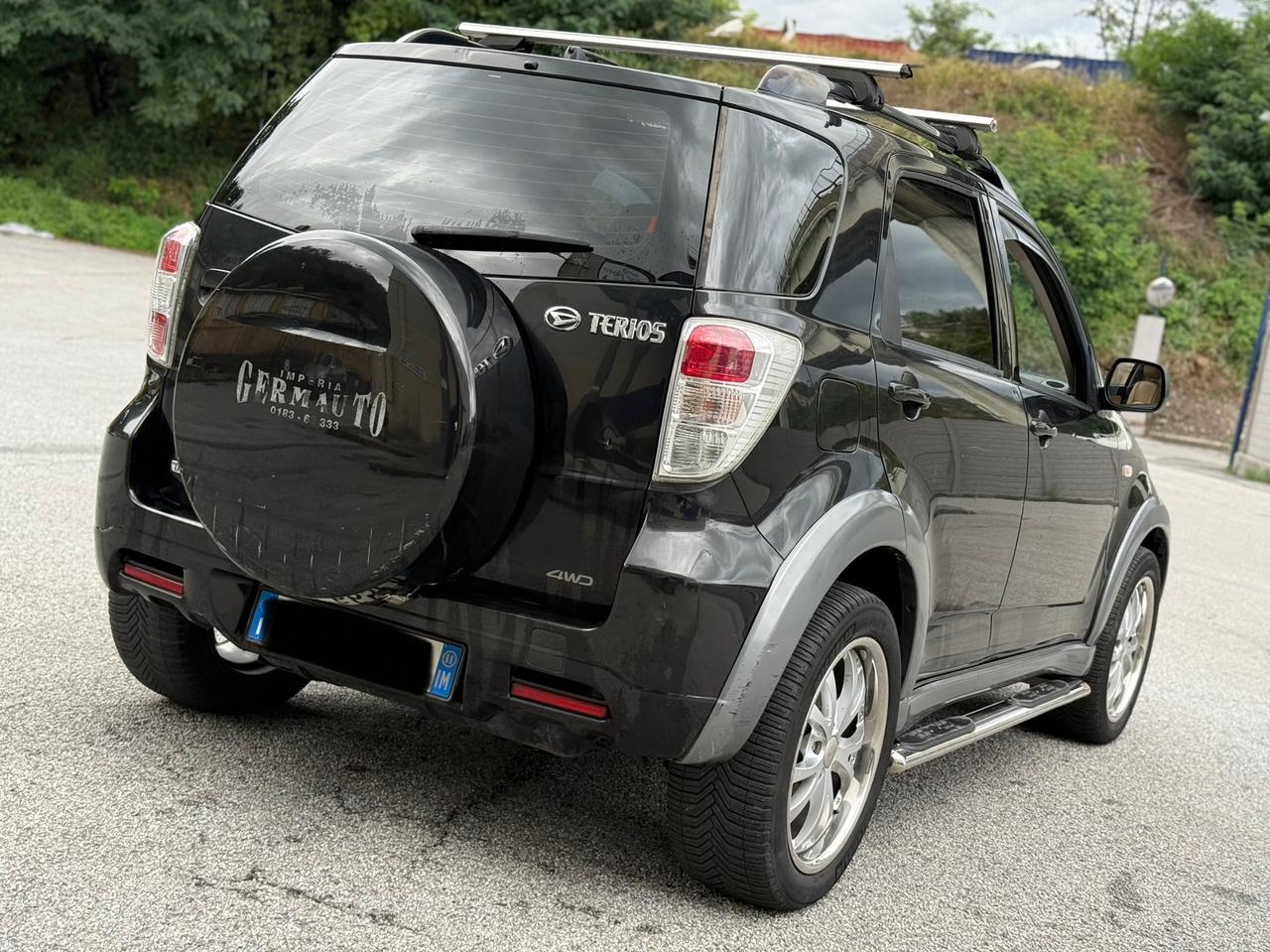 Daihatsu Terios 1.5 4WD B You Think Pink