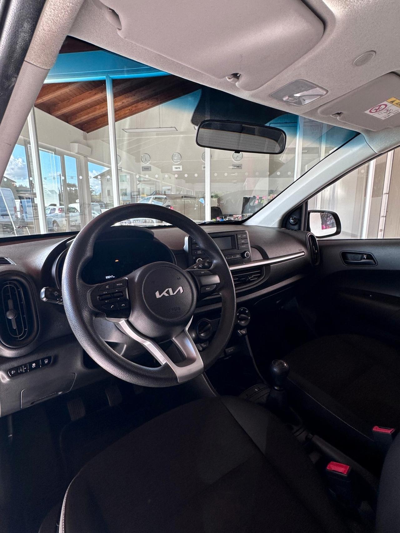 Kia Picanto 1.0 12V 5 porte Urban 69cv NEOPATENTATI