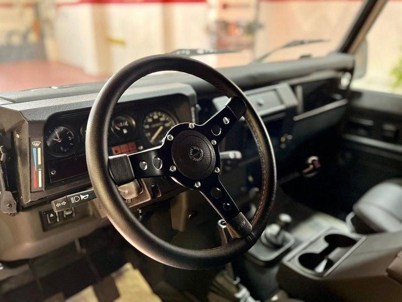 Land Rover Defender Defender 110 2.5 Tdi ASI 9 posti Station Wagon