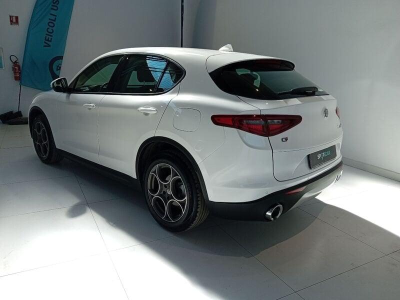 Alfa Romeo Stelvio 2.2 Turbodiesel 210 CV AT8 Q4 Executive