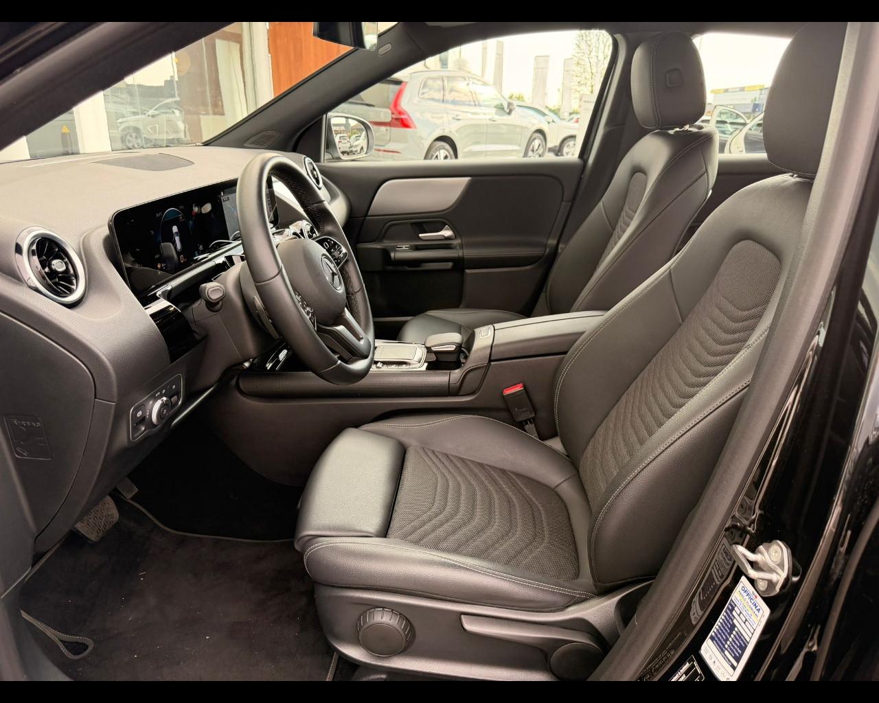 Mercedes-Benz GLA 200D SPORT PLUS AUTO