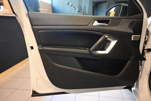 PEUGEOT 308 1.6E-HDI 116CV ACCESS S&S 5PT.NAVI CAM 18"LED FULL