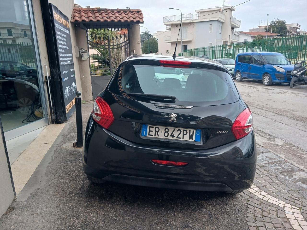 Peugeot 208 1.0 VTi 68 CV 5 porte Access