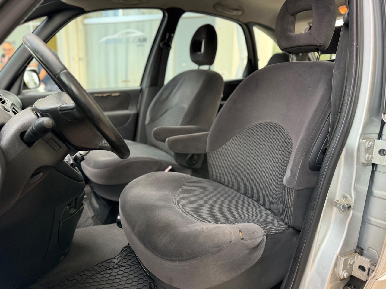 Citroen Xsara Picasso 1.6 HDi 110CV FAP Elegance