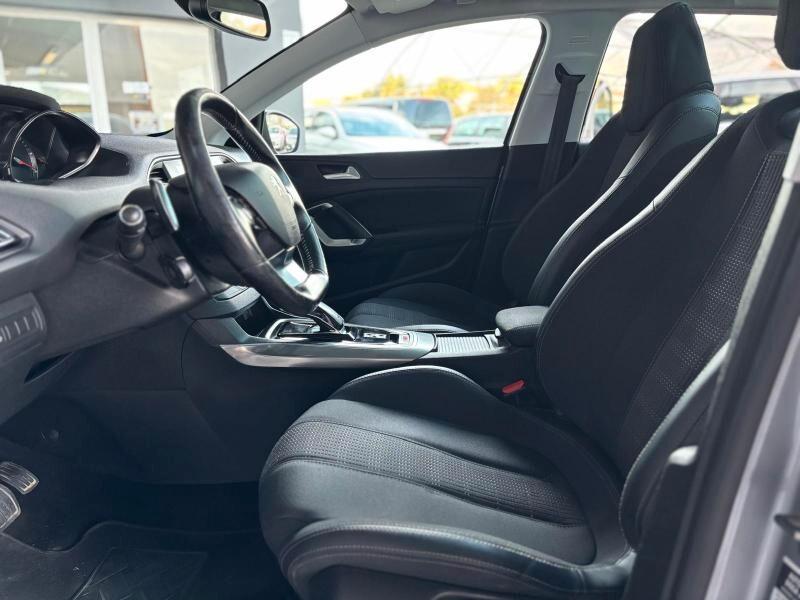 Peugeot 308 BlueHDi 130 S&S EAT8 SW Allure