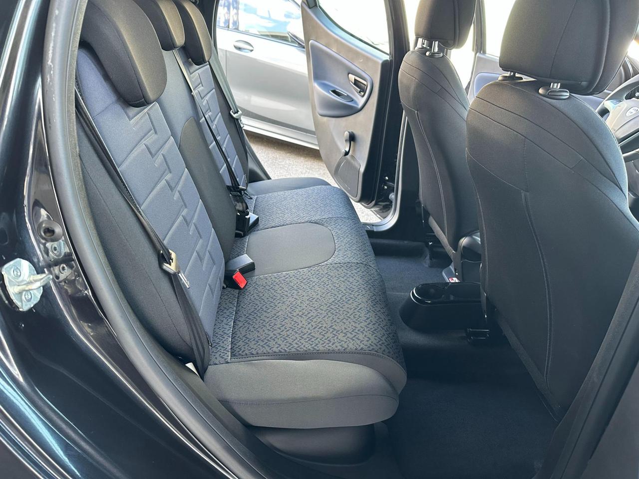 Lancia Ypsilon 1.0 firefly hybrid Platino s&s 70cv