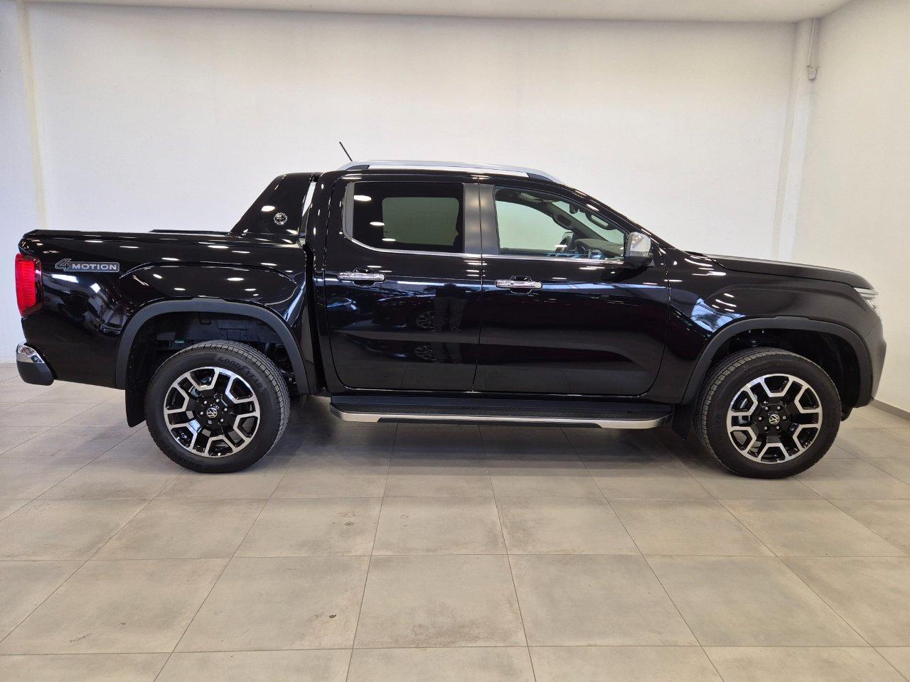 Volkswagen Amarok 3.0 tdi V6 Aventura 4motion auto N1 - NUOVO!!! - cam 360 - eRollo